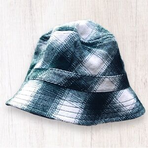 American Eagle Outfitters Bucket Hat